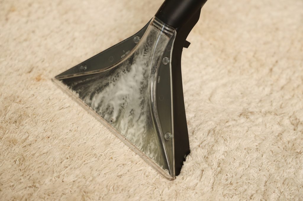 tapijt laten reinigen aan huis